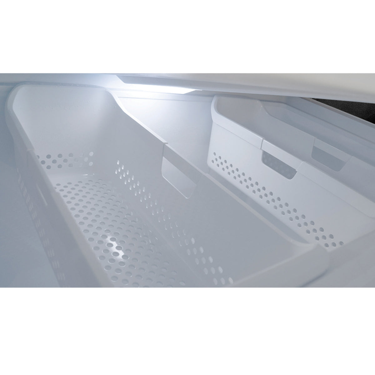 Congelador Mabe Modelo CHM9BPS1 - detalle del interior