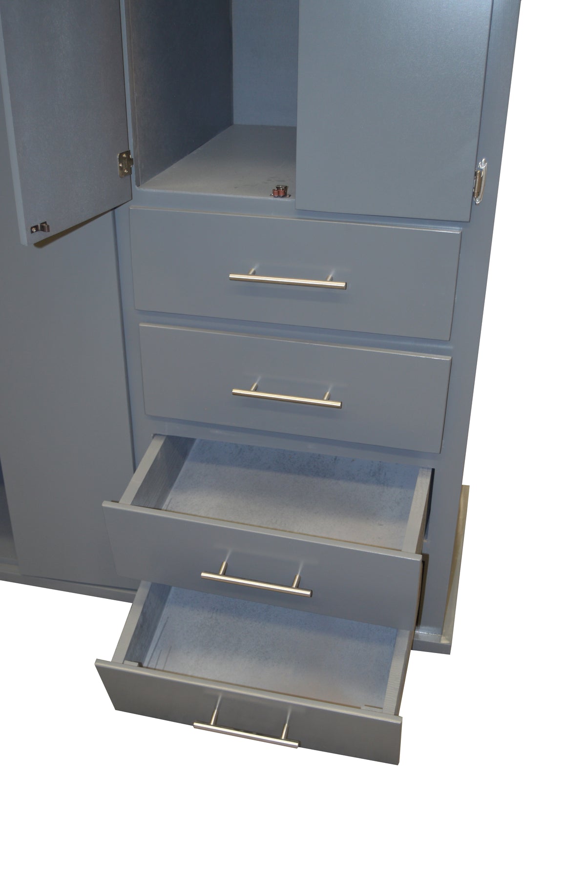 Closet Gris: detalle real de cajones abiertos.