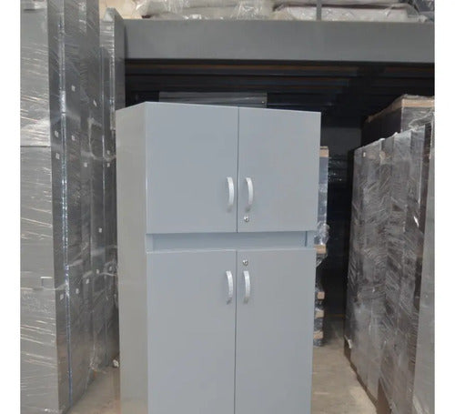 Locker Modelo 4 Puertas Gris