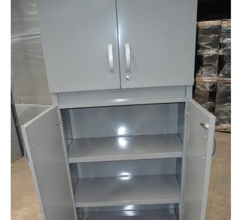 Locker Modelo 4 Puertas Gris