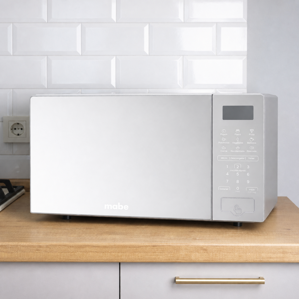 Horno De Microondas Mabe Modelo HMM07SBW - ambientación oficial
